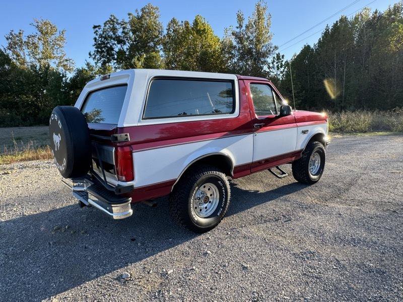 Used 1994 Ford Bronco XLT AWD/4WD image 7