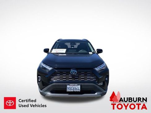 Certified 2022 Toyota RAV4 Limited AWD/4WD image 3