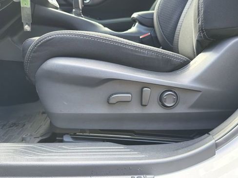 Used 2025 Subaru Outback Premium AWD/4WD image 21