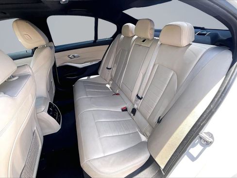 Used 2019 BMW 330i Sedan w/ Driving Assistance Package RWD image 26