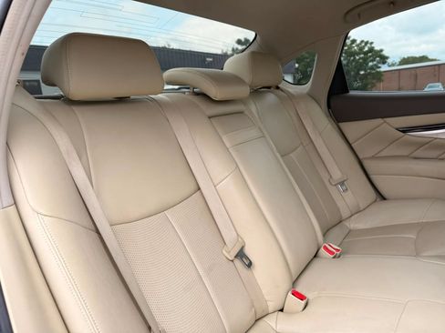 Used 2016 INFINITI Q70 L 3.7 RWD image 33