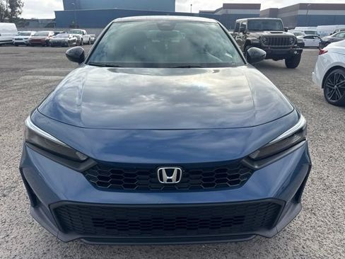 Used 2025 Honda Civic Sport image 2