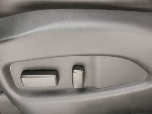 Used 2013 Cadillac SRX FWD image 14