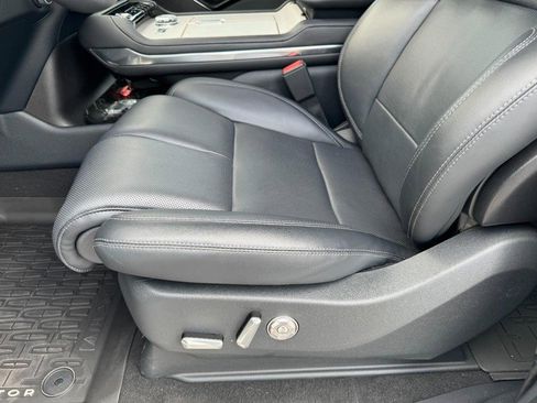 Used 2025 Lincoln Navigator L Reserve w/ Jet Appearance Package image 26