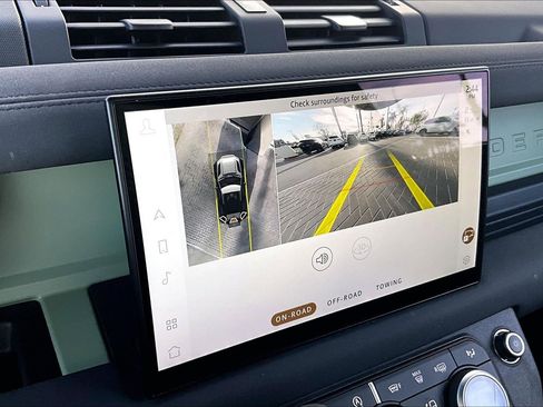 Used 2023 Land Rover Defender 110 75th Limited Edition image 21