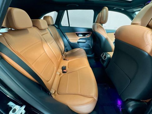 Used 2026 Mercedes-Benz GLC 300 4MATIC image 25