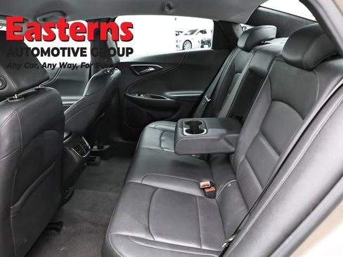 Used 2024 Chevrolet Malibu LT FWD image 23