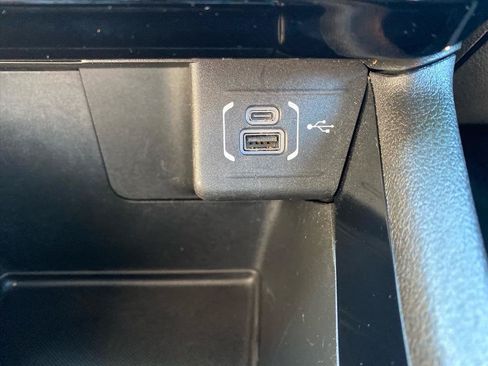 Certified 2025 Jeep Compass Limited AWD/4WD image 14
