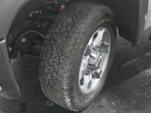 New 2026 GMC Sierra 2500 SLT w/ SLT Premium Package image 33