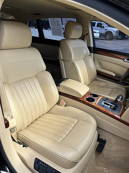 Used 2004 Volkswagen Phaeton W12 AWD/4WD image 15