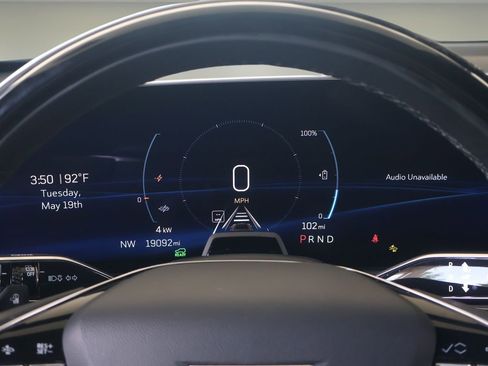 Used 2023 Cadillac Lyriq 2WD image 22