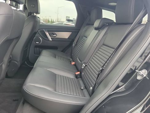 Used 2025 Land Rover Discovery Sport Dynamic SE AWD/4WD image 12