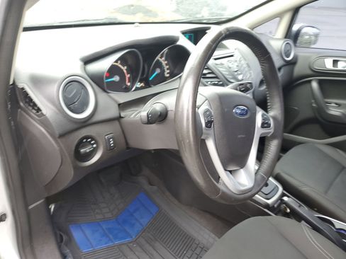 Used 2015 Ford Fiesta SE FWD image 17
