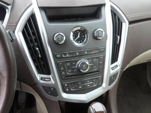 Used 2011 Cadillac SRX Performance image 26