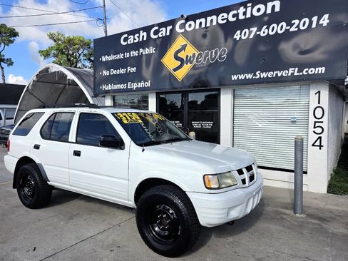 Used 2003 Isuzu Rodeo S RWD image 5
