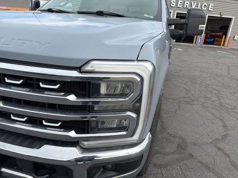 Used 2024 Ford F350 Lariat image 20
