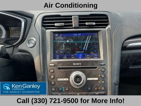 Used 2019 Ford Fusion Energi Titanium FWD image 12