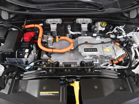 Used 2023 Nissan Ariya EVOLVE+ e-4ORCE image 35