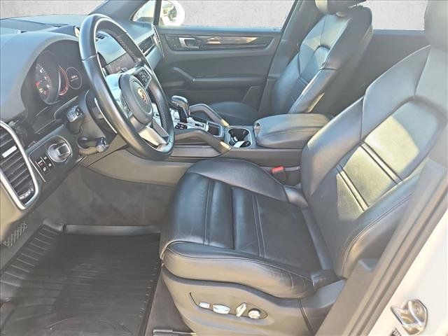 Used 2021 Porsche Cayenne AWD/4WD image 17