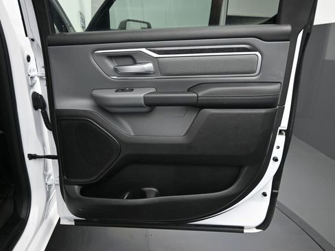 Used 2023 RAM 1500 Big Horn image 34