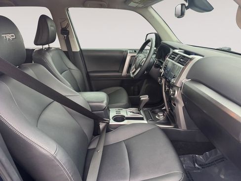 Used 2022 Toyota 4Runner TRD Sport AWD/4WD image 15