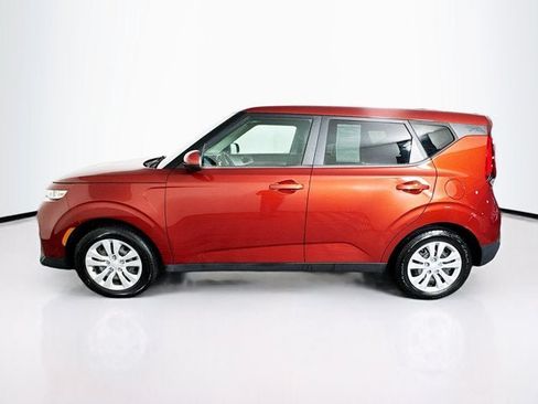 Used 2022 Kia Soul LX FWD image 8