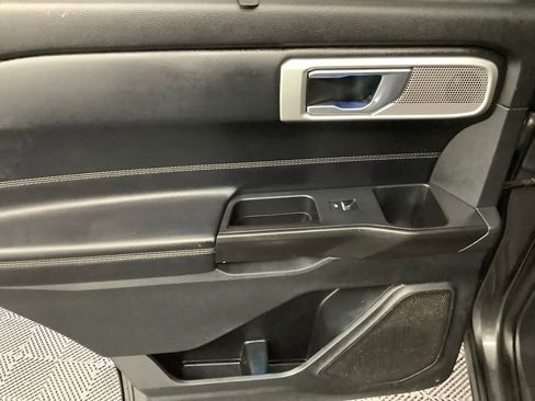 Used 2020 Ford Explorer Limited image 5