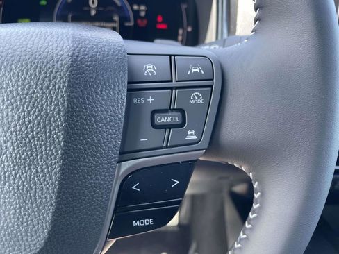 New 2026 Toyota Camry SE FWD image 33