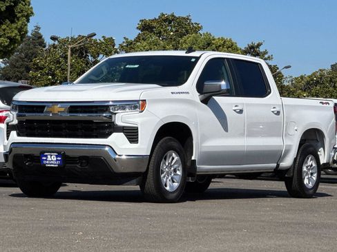 Used 2026 Chevrolet Silverado 1500 LT AWD/4WD image 11