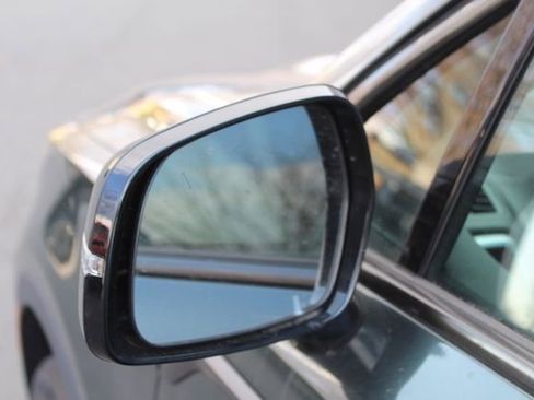 Used 2023 Kia Sorento X-Line EX image 12