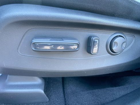 Used 2023 Honda CR-V EX image 13