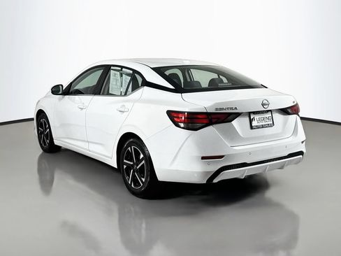 Used 2024 Nissan Sentra SV FWD image 7