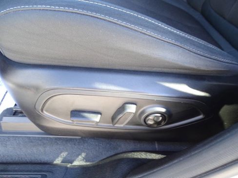 Used 2022 Jeep Grand Cherokee Laredo w/ Luxury Tech Group I image 15