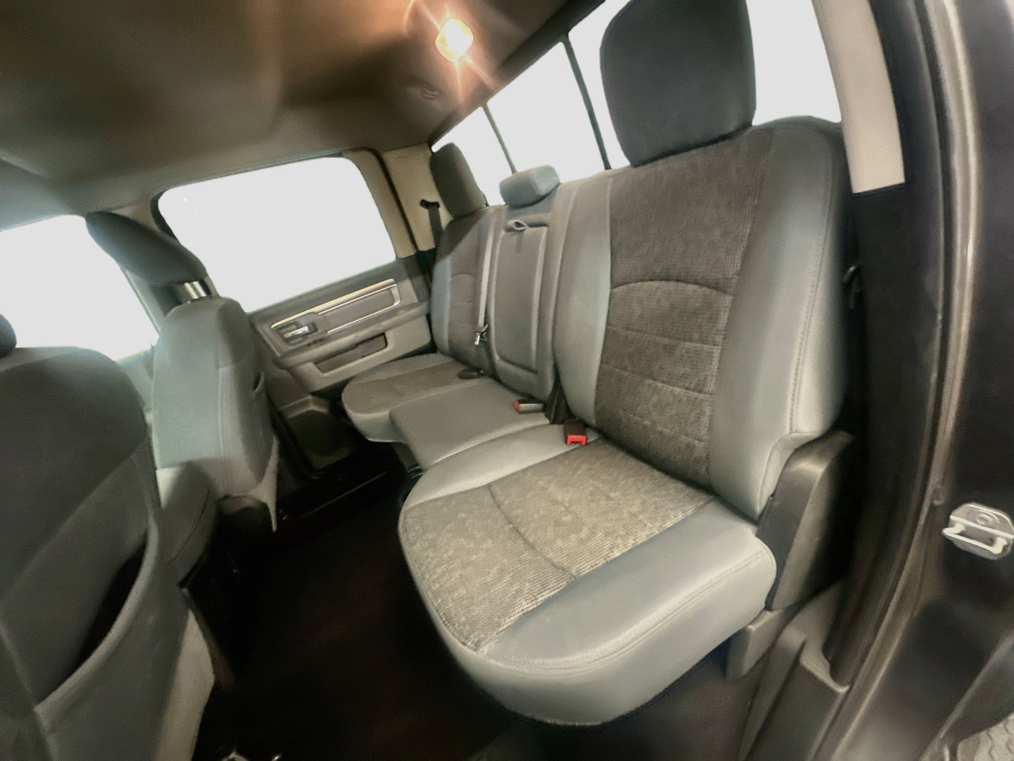 Used 2018 RAM 1500 Big Horn AWD/4WD image 29