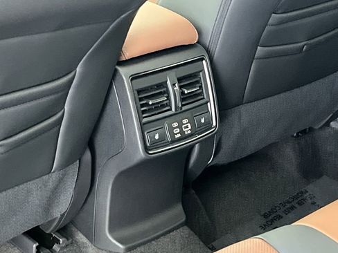 New 2026 Subaru Forester Touring AWD/4WD image 39
