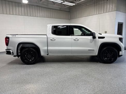 Used 2024 GMC Sierra 1500 Elevation AWD/4WD image 8