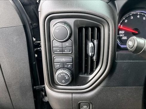 Used 2023 Chevrolet Silverado 1500 Custom AWD/4WD image 16