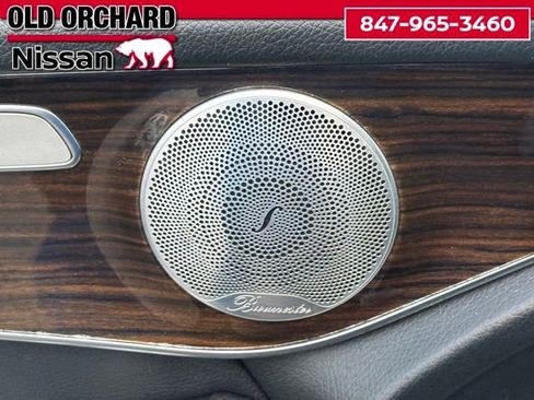 Used 2020 Mercedes-Benz GLC 300 4MATIC w/ Multimedia Package image 12