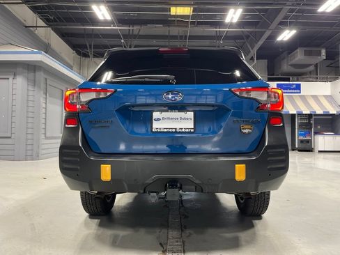 Certified 2022 Subaru Outback Wilderness AWD/4WD image 6