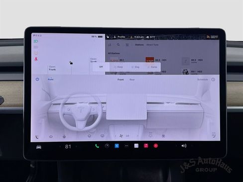 Used 2022 Tesla Model Y Long Range image 21