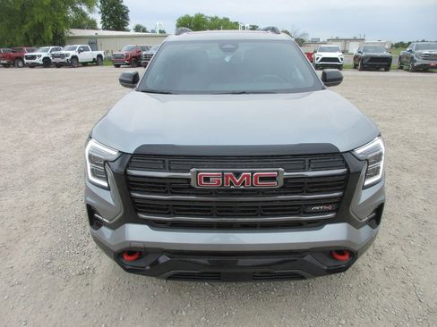 New 2026 GMC Terrain AT4 AWD/4WD image 10
