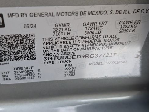 Used 2024 GMC Sierra 1500 SLT AWD/4WD image 28