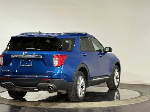Used 2021 Ford Explorer Limited w/ Equipment Group 301A image 10