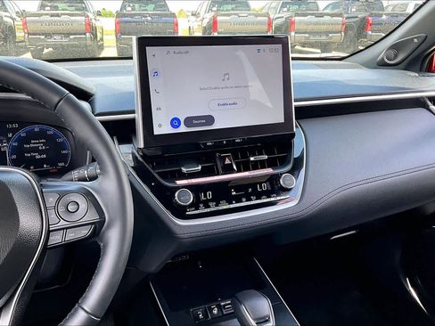 Used 2026 Toyota Corolla Cross XSE w/ Convenience Package image 7