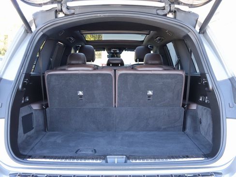 Used 2022 Mercedes-Benz GLS 450 4MATIC image 32