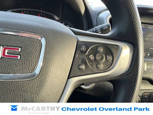 Used 2022 GMC Terrain SLE AWD/4WD image 10