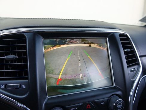 Used 2017 Jeep Grand Cherokee Summit w/ Platinum Series Group image 10