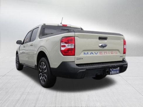 Used 2024 Ford Maverick Lariat image 5