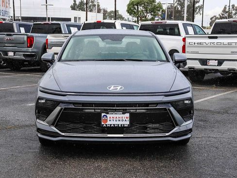New 2026 Hyundai Sonata SEL FWD image 2