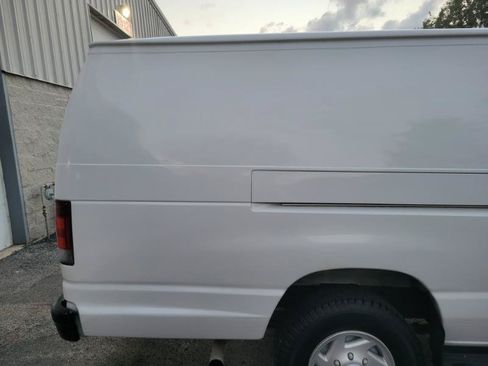 Used 2008 Ford E-350 and Econoline 350 Extended Super Duty RWD image 17